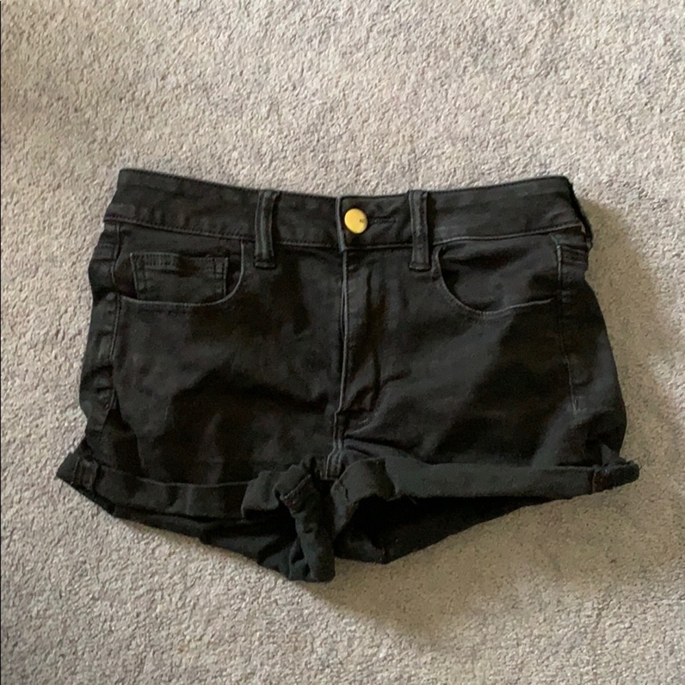 american eagle black high-waisted shorts